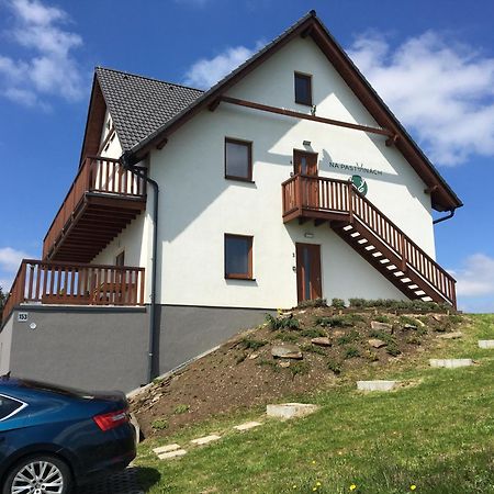 Horske Apartmany Na Pastvinach Vaclavov u Bruntalu Ngoại thất bức ảnh